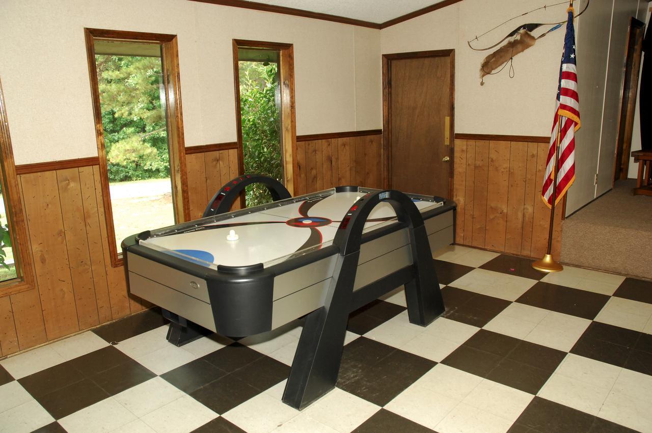 Carolina Landing Camping Resort Deluxe Cabin 4 Fair Play Kültér fotó